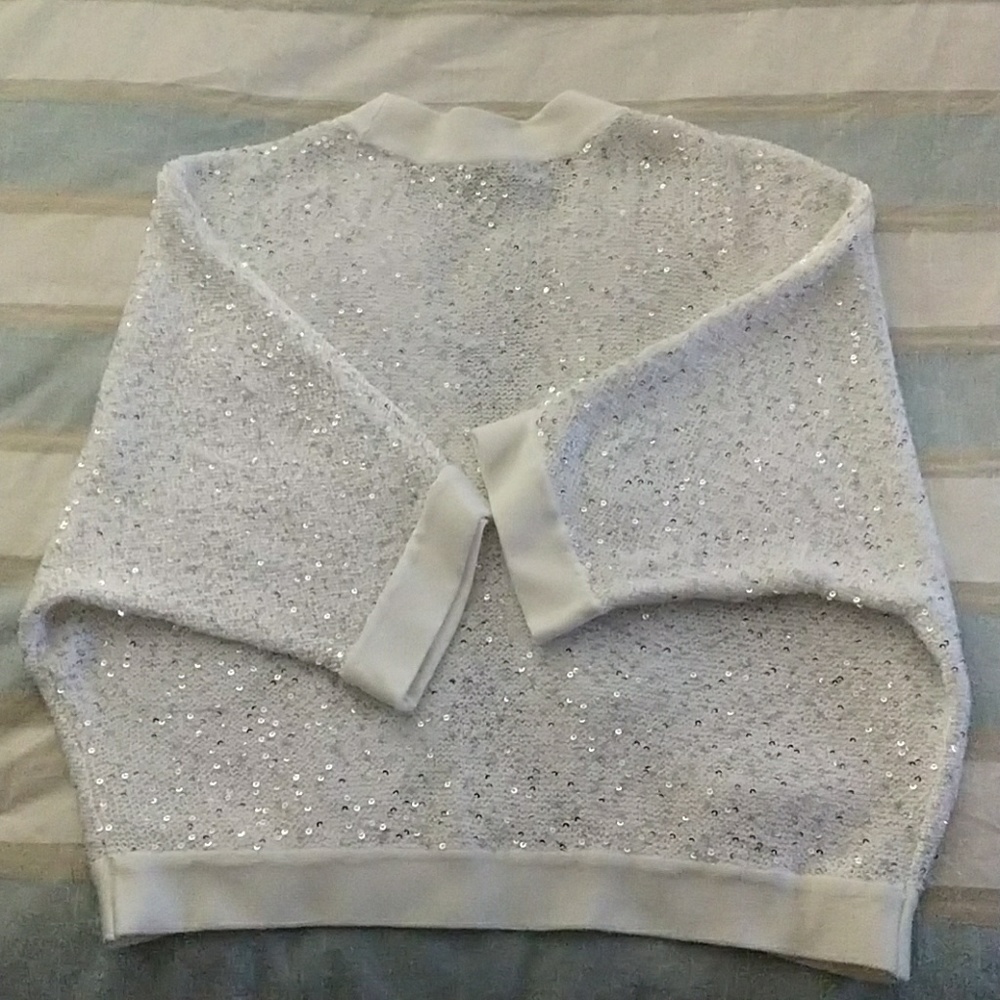 Cardigan - Picture 4 of 4